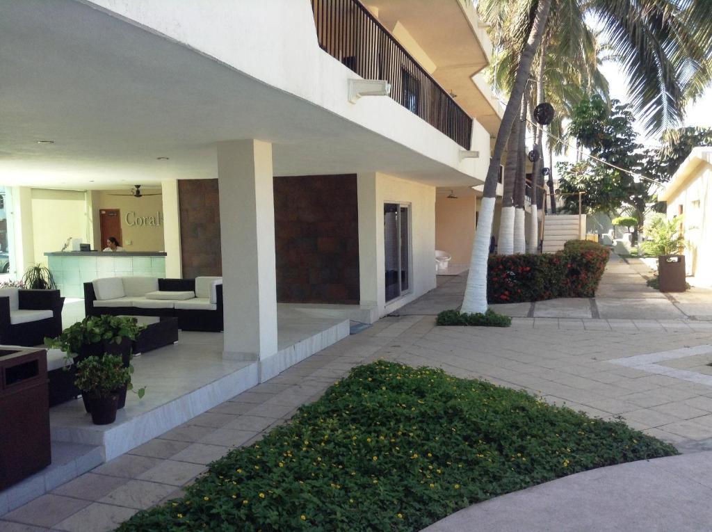Coral Pacifico Hotel Y Villas Manzanillo Eksteriør billede